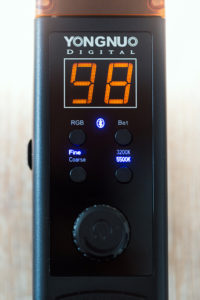 Bedienelemente des YN360